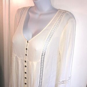 Knox Rose Crocheted Cream Top Size Small